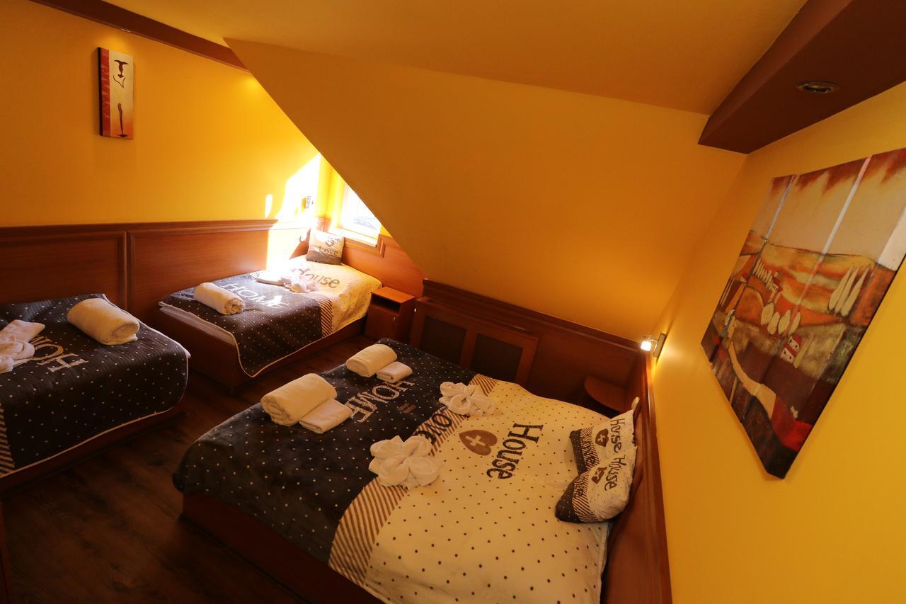 Bed and Breakfast Székelykert Panzió Miskolc Exterior foto