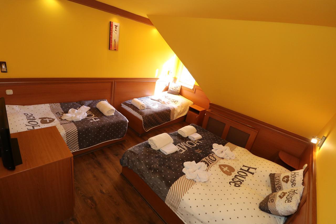 Bed and Breakfast Székelykert Panzió Miskolc Exterior foto