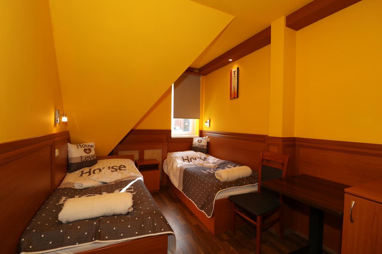 Bed and Breakfast Székelykert Panzió Miskolc Exterior foto